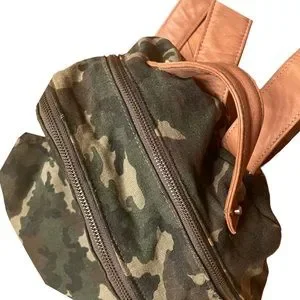 chlei | Bags | Chlei Hawaii Camo Canvas Backpack Leather  display picture 1